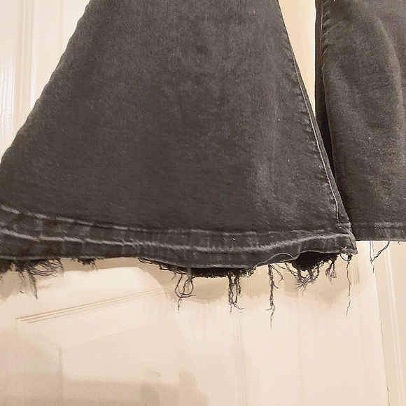 Forever 21 Exaggerated Flare Jeans - Picture 4 of 4
